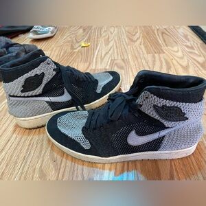 Nike Air Jordan 1 Retro High Flyknit sneakers
